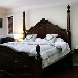 https://royalty-bb.vancouver-hotels-bc.net